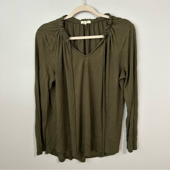 Anthropologie Pleione Olive Green Ruched Front Tie Long Sleeve Blouse Medium - Picture 1 of 5